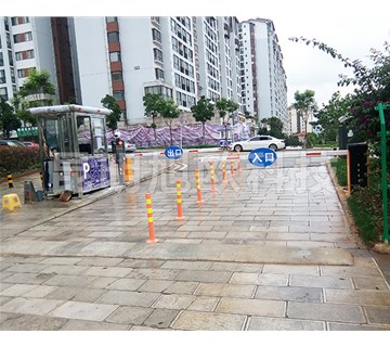 「小區(qū)停車收費系統(tǒng)」小區(qū)停車收費系統(tǒng)的工作原理